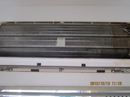 エアコンクリーニング　フィン洗浄後